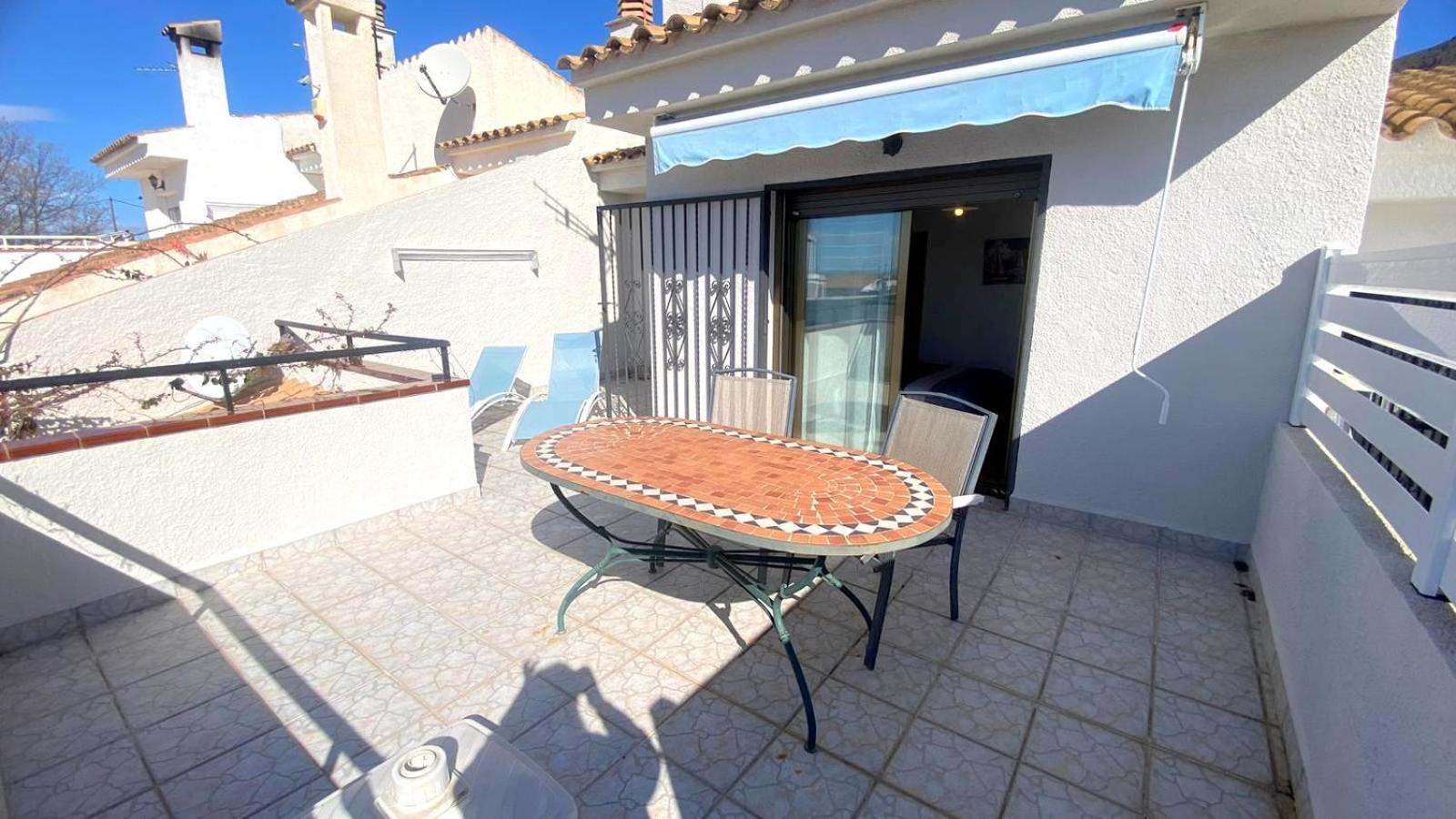 Villa Bages à Roses Extérieur photo