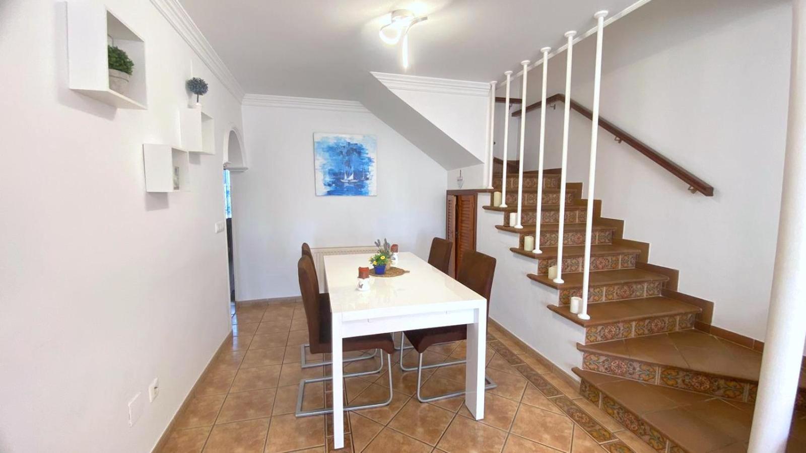 Villa Bages à Roses Extérieur photo