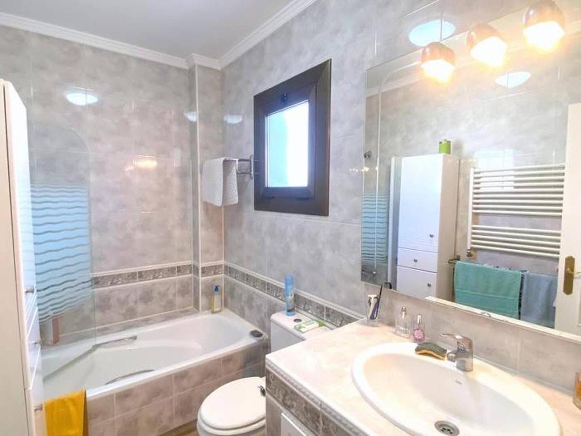 Villa Bages à Roses Extérieur photo